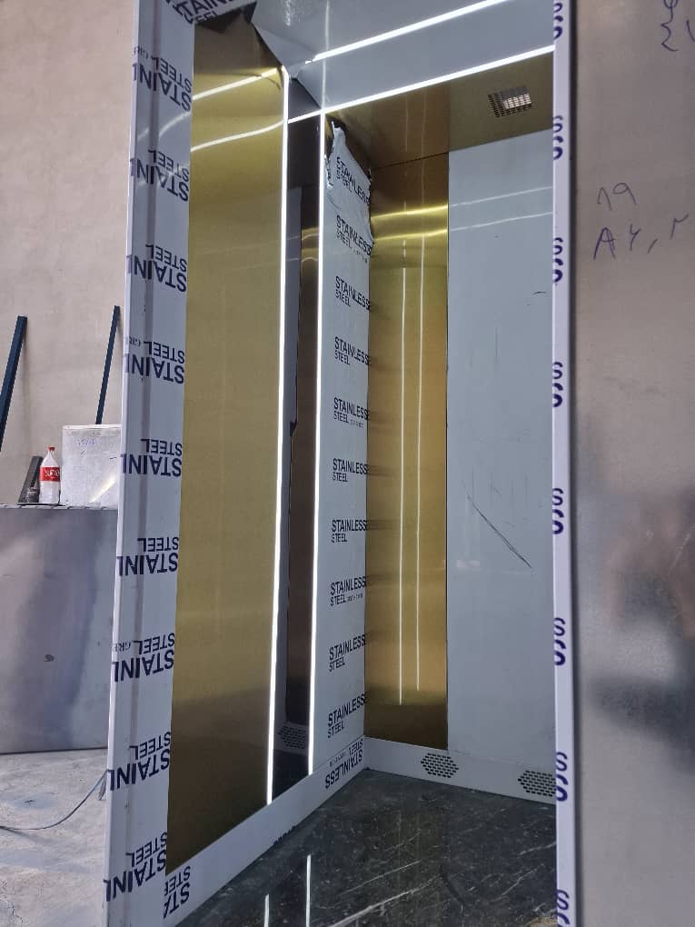 کابین آسانسور